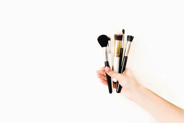 Tendencias de K-Beauty y guía de preparación para un maquillaje impecable