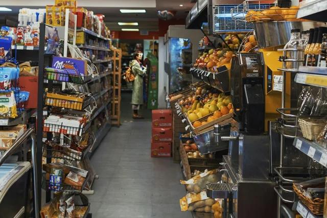 Guía de uso de las tiendas de conveniencia en Corea: De la comida K-food a los servicios